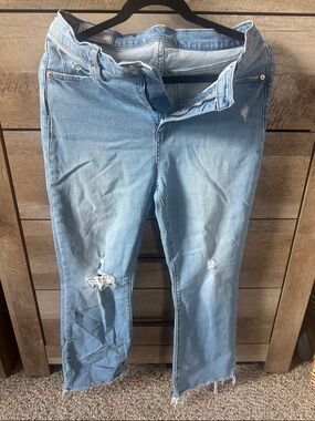 GAP Light Blue Distressed Straight Leg Jeans Size 30s